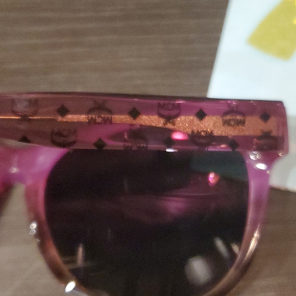 Mcm  HP new host specialpolarized gorgeous purple one size gorgeous case hard ? main image 10